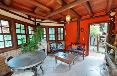 Prédio à venda na Servidão Sotero José de Farias, --, Rio Tavares, Florianópolis