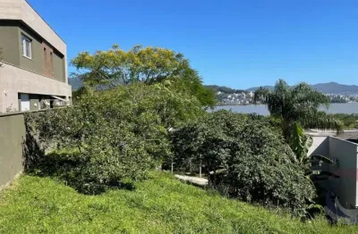 Terreno em condomínio fechado à venda na Rodovia Haroldo Soares Glavan, --, Cacupé, Florianópolis