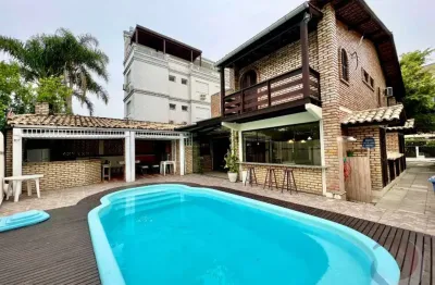 Casa residencial de 5 dorms no bairro cachoeira do bom jesus