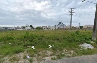 Terreno de 1058.84m² no bairro ingleses do rio vermelho