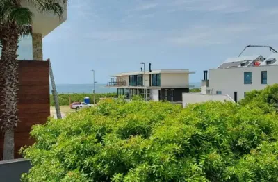 Casa residencial de 2 dorms no bairro morro das pedras