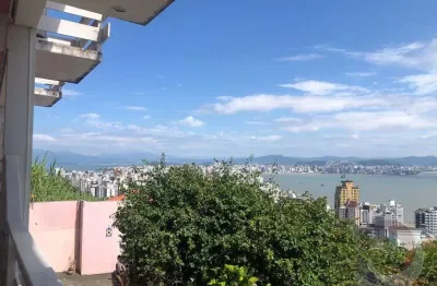 Casa com 6 quartos à venda na Avenida do Antão, --, Centro, Florianópolis