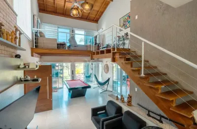 Casa residencial com 248,64 m² de 3 quartos sendo 3 suítes na pedra branca