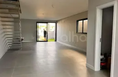 Casa com 3 quartos à venda na Rua Valmor Della Giustina, --, Ingleses, Florianópolis