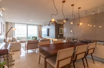 Apartamento com 3 quartos à venda na Avenida Trompowsky, --, Centro, Florianópolis