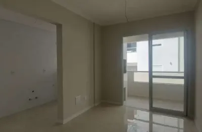 Apartamento de 2 quartos no bairro ingleses do rio vermelho