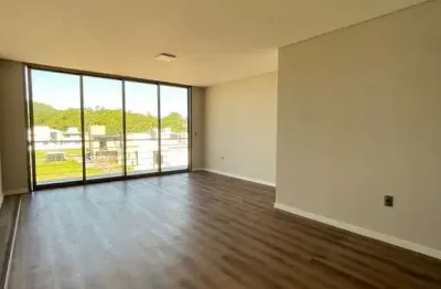 Casa residencial de 4 dorms 3 suítes no bairro são joão do rio vermelho