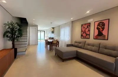 Casa residencial de 111m² com 3 quartos sendo 1 suíte no bairro passa vinte em palhoça
