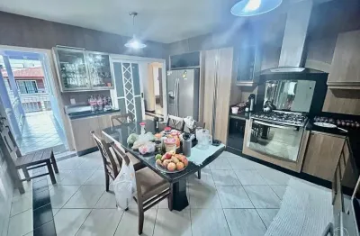 Casa com 4 quartos à venda na Rua Laurival Vieira, --, Barreiros, São José