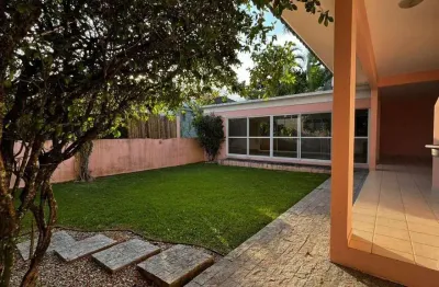 Casa residencial de 4 dorms no bairro jurerê internacional
