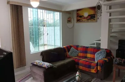 Casa com 3 quartos à venda na Rua Grumixama, --, Campeche, Florianópolis
