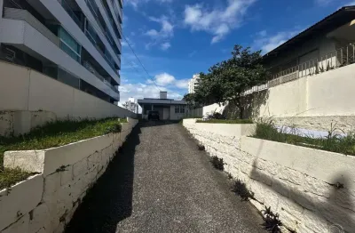 Terreno de 378 m² em barreiros com viabilidade para 14 andares