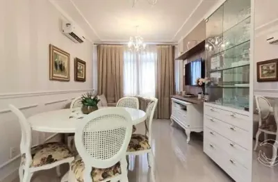 Apartamento com 57m², 2 dormitórios no bairro centro em florianópolis.