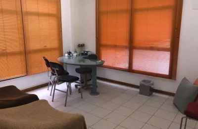 Sala comercial à venda na Rua Araújo Figueiredo, --, Centro, Florianópolis
