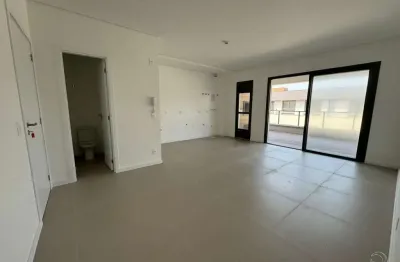 Apartamento alto padrão, de 3 quartos no morro das pedras, florianópolis.