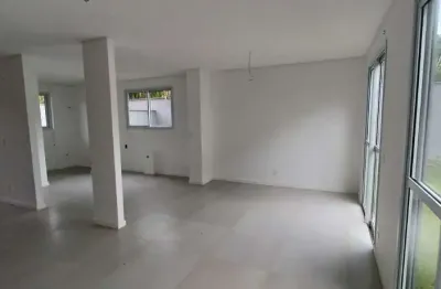 Linda casa residencial com 3 quartos localizada no morro das pedras