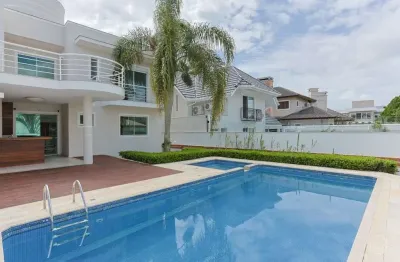 Casa residencial com 4 suítes e 464,55m² em jurerê internacional