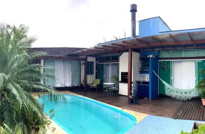 Casa com 3 quartos à venda na Rua das Bauxitas, --, Açores, Florianópolis