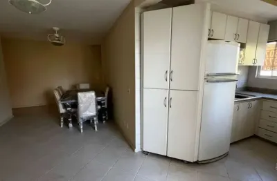 Apartamento de 2 quartos no bairro jurerê, florianópolis.