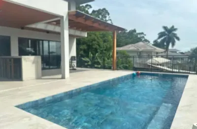 Casa em condomínio fechado com 4 quartos à venda na Rodovia Haroldo Soares Glavan, --, Cacupé, Florianópolis