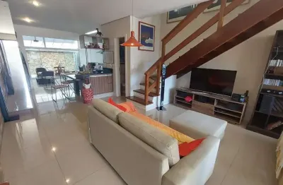 Incrível casa com 2 quartos no bairro lagoa da conceição