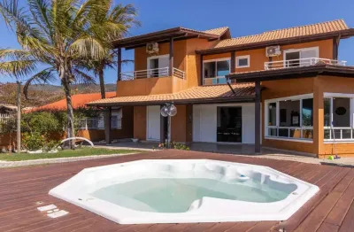 Casa com 8 quartos à venda na Rua Lúcia Helena Schramm, --, Armação do Pântano do Sul, Florianópolis
