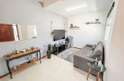 Casa residencial de 120m² com 3 quartos no estreito