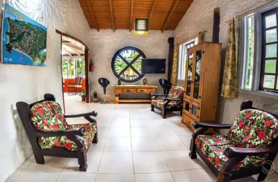 Pousada 764m² com 14 quartos sendo todos suítes em garopaba