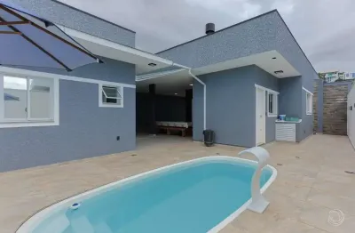Casa de 197m² com 3 quartos sendo 2 suítes na pedra branca