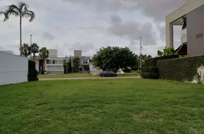 Terreno com 591m² no bairro jurerê internacional, florianópolis.