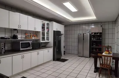 Casa com 360m² de 3 quartos sendo 1 suíte no bairro areias em são josé