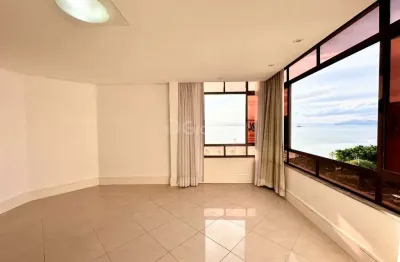 Apartamento de 206m² com 4 quartos sendo 2 suítes na agronômica