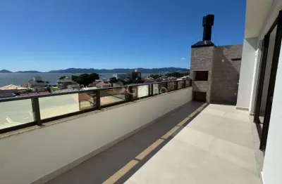 Cobertura duplex de 152m² com 4 quartos sendo 1 suíte em canto
