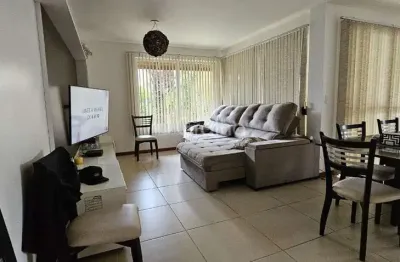 Linda casa em condomínio no bairro cachoeira do bom jesus