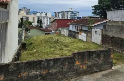 Terreno com 310m² no jardim atlântico, florianópolis
