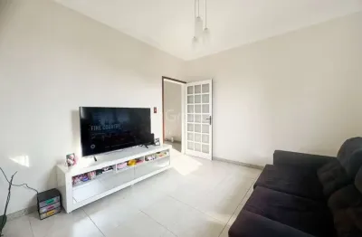 Casa de 96m² com 3 quartos sendo 1 suíte em capoeiras