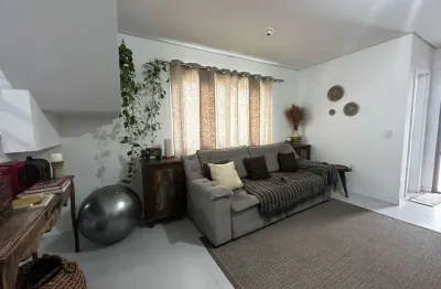 Casa com 3 quartos à venda na Rua Grumixama, --, Campeche, Florianópolis