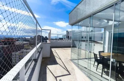 Cobertura de 175,89m² com 3 quartos sendo 2 suítes no estreito