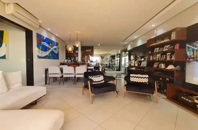 Apartamento de 128m² com 3 quartos sendo 1 suíte em canasvieiras