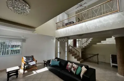 Casa residencial de 450 m² com 3 quartos sendo 3 suítes no bairro jurerê internacional
