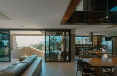 Casa em condomínio fechado com 4 quartos à venda na Rodovia Haroldo Soares Glavan, --, Cacupé, Florianópolis