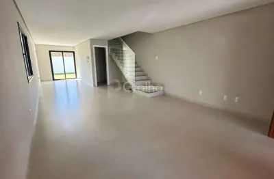 Casa com 3 quartos sendo 1 suíte no bairro passa vinte em palhoça/sc