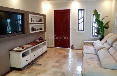 Casa de 144m² com 2 quartos sendo 1 suíte no jardim atlântico