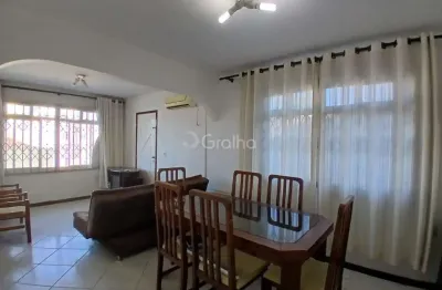 Casa residencial de 143m² com 4 quartos na trindade