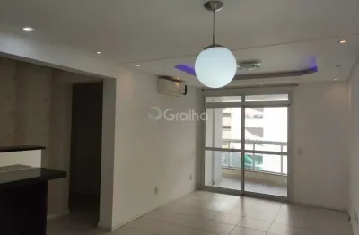 Apartamento de 77m² com 2 quartos sendo 1 suíte no itacorubi