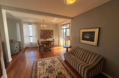 Apartamento de 128m² com 3 quartos sendo 1 suíte na agronômica