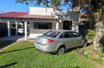 Casa residencial com 3 quartos em terreno de 490m² de área total no bairro canasvieiras, florianópolis
