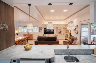 Apartamento de 236m² com 5 quartos sendo 3 suítes na daniela