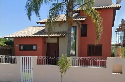 Casa com 3 quartos à venda na Rua Grumixama, --, Campeche, Florianópolis