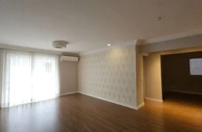 Apartamento com 3 dormitórios , 113,45m² privativos no centro de florianópolis.